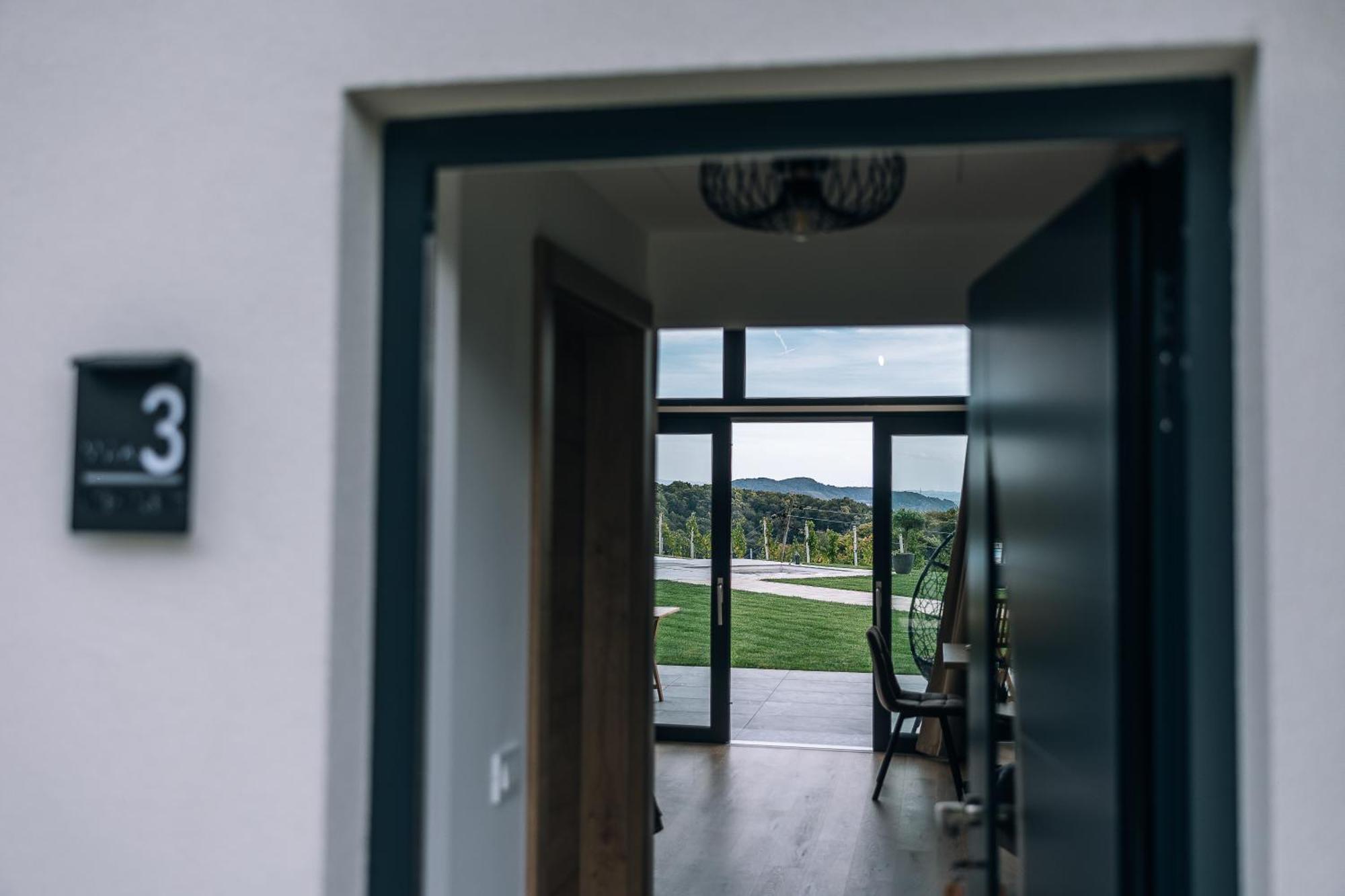 Wine Resort Mak Marburg Exterior foto